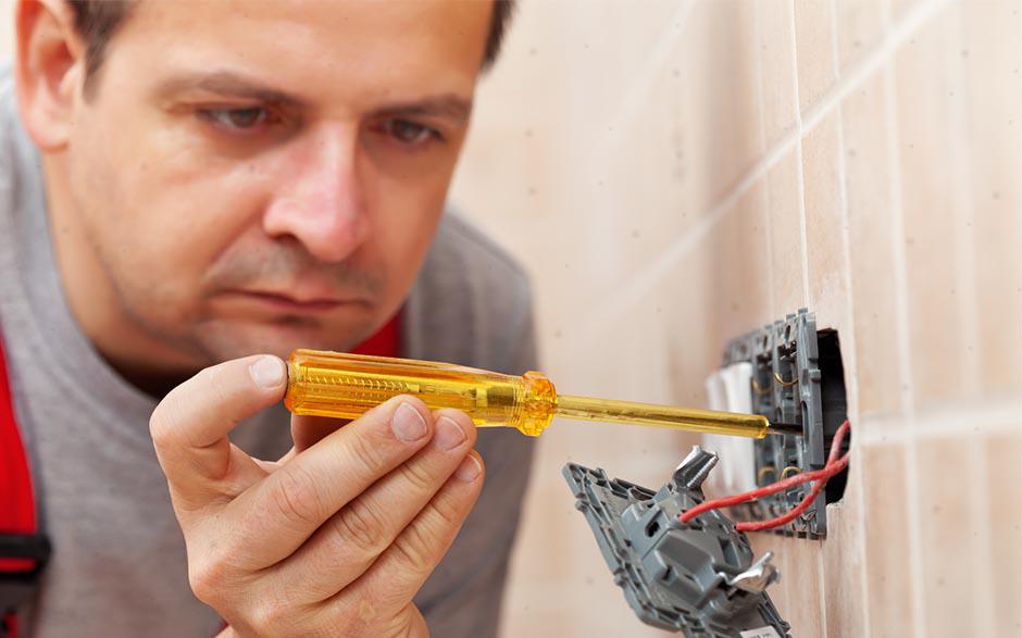 monteur électricien Presles
